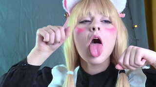 ���ેનીલા નેકોપારા મોટા ટોટી અને સ્ક્વિર્ટ્સ સવારી કરે છે