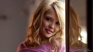 Komadi - RAZIGRAN Tiffany Fox