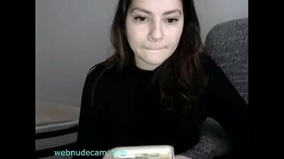 Seksi djevojka flash sise webnudecam.com